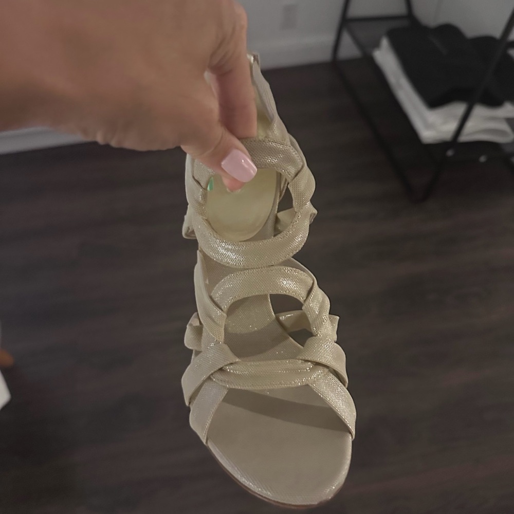 Elegant Gold Strappy Women's Sandals